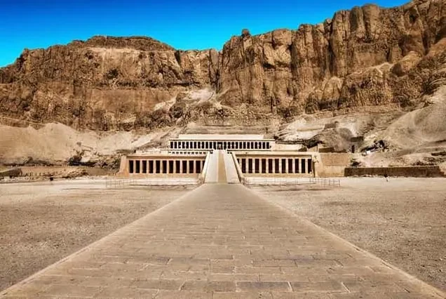Von Kairo ins Tal der Könige – Luxor-Tagestour