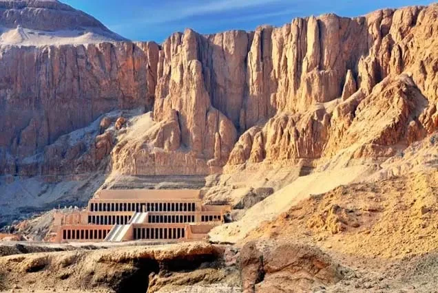 Von Kairo ins Tal der Könige – Luxor-Tagestour