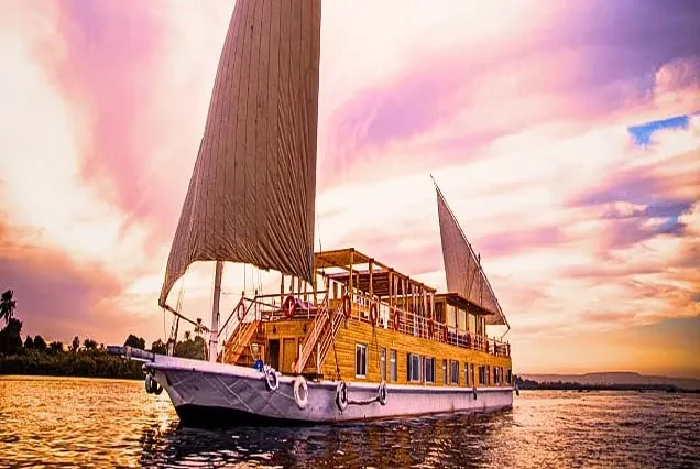 Zekrayaat Dahabiya – 4 Tage Nilkreuzfahrt Assuan–Luxor