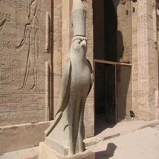 4 Tage Luxus-Nilkreuzfahrt mit Abu Simbel und Heißluftballonfahrt