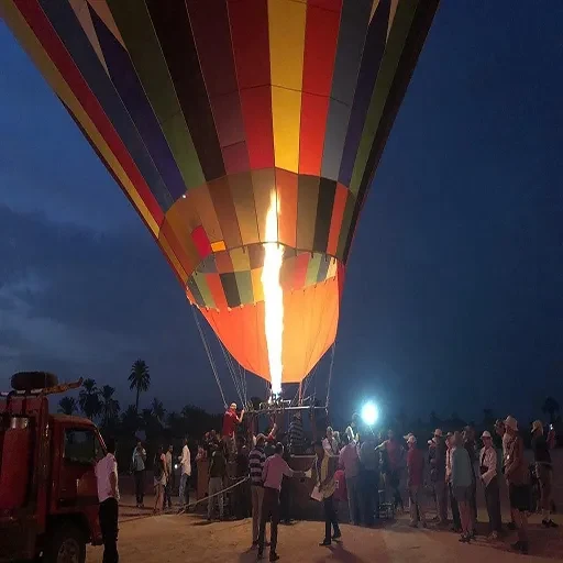 Private Heißluftballonfahrt mit Tal der Könige und Westufer von Luxor