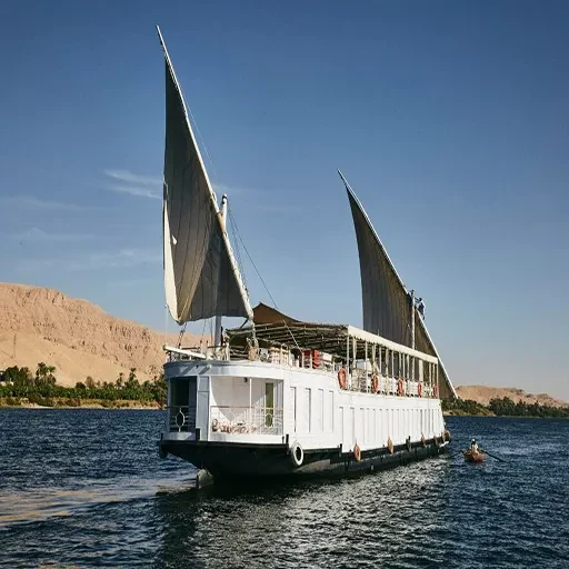 4 Tage Lazuli Karnak Dahabiya von Assuan nach Luxor