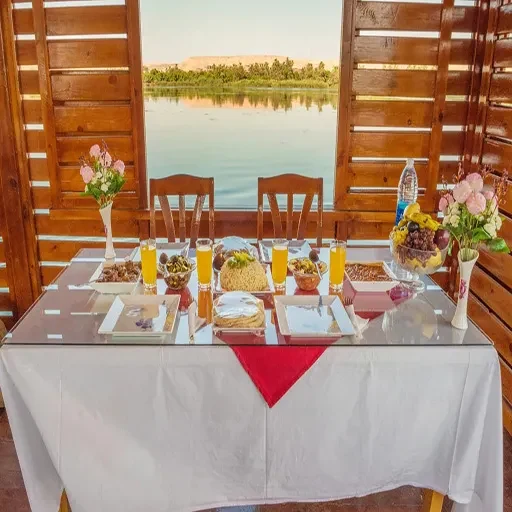 8 Tage Miran Dahabiya von Luxor nach Assuan