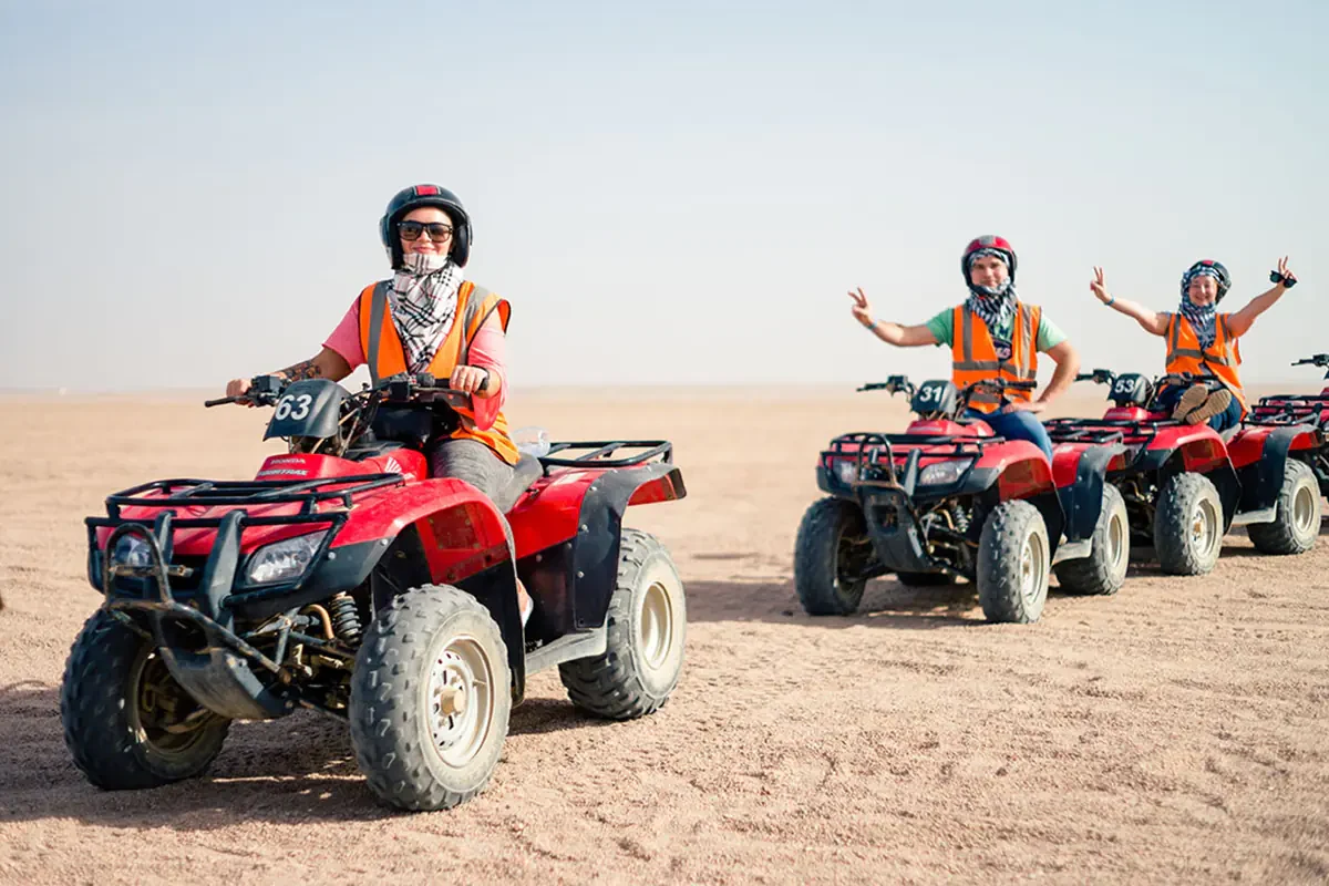 Morgendliche Quad-Safari in der Wüste von Marsa Alam