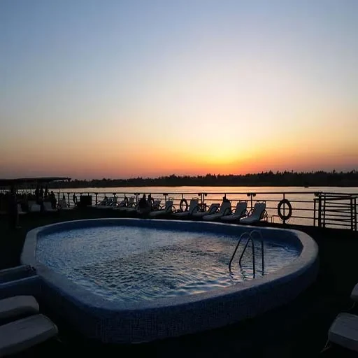 4 Tage Queen of Hansa Nilkreuzfahrt von Assuan nach Luxor