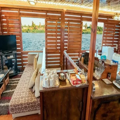 4 Tage Royal Cleopatra Dahabiya von Assuan nach Luxor