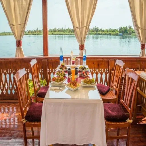 5 Tage Royal Cleopatra Dahabiya von Luxor nach Assuan