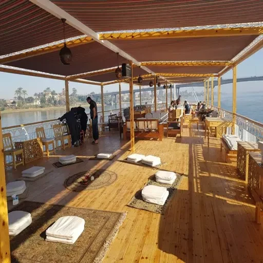 4 Tage Sacred Lotus Dahabiya von Assuan nach Luxor