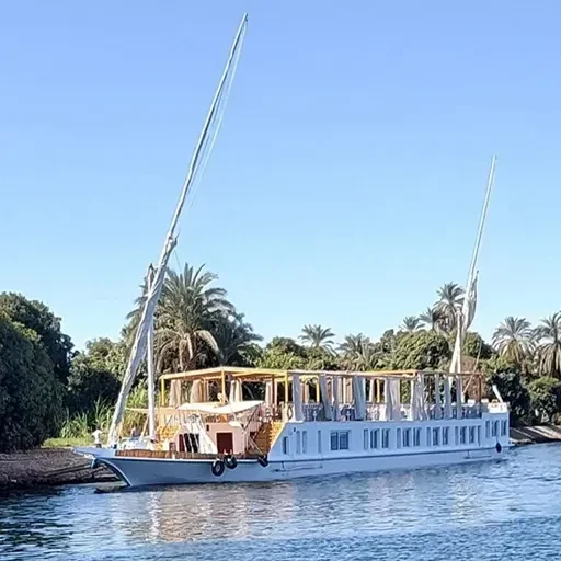 4 Tage Sacred Lotus Dahabiya von Assuan nach Luxor