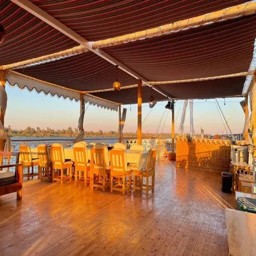 4 Tage Sacred Lotus Dahabiya von Assuan nach Luxor
