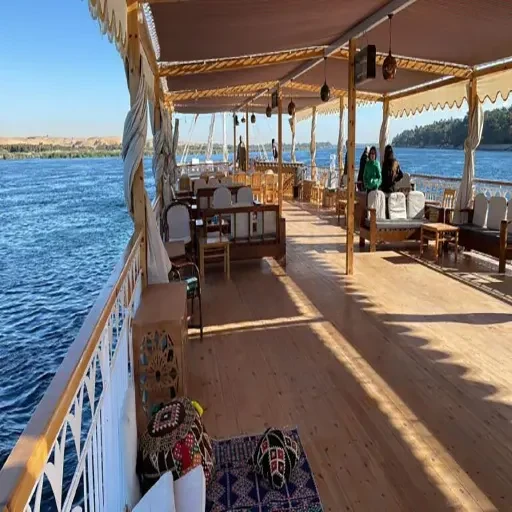 5 Tage Sacred Lotus Dahabiya von Luxor nach Assuan