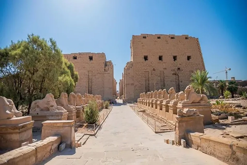 Privattour am Ostufer von Luxor – Karnak & Luxor-Tempel