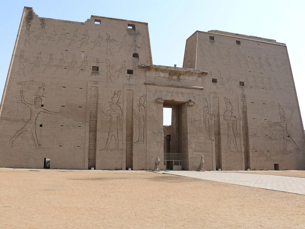 12 Tage Kairo, Alexandria, Luxor, Abydos, Assuan & Abu Simbel