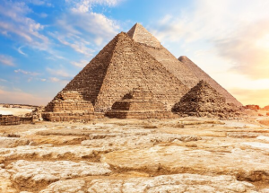 10 Tage Premium-Ägyptenreise: Kairo, Nilkreuzfahrt, Abu Simbel & Rotes Meer