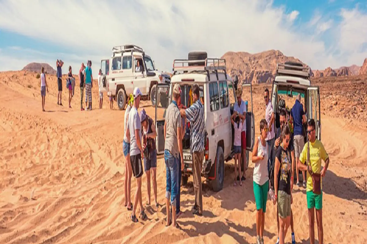 Private 4x4-Jeep-Safari in Hurghada mit Beduinenkultur