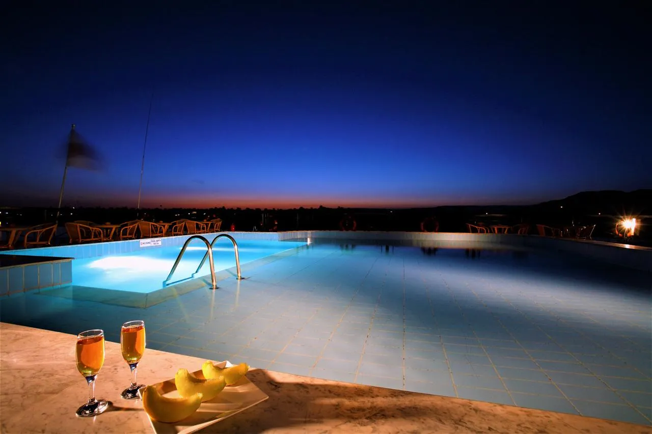 8 Tage Jaz Crown Jewel Nilkreuzfahrt von Luxor nach Assuan