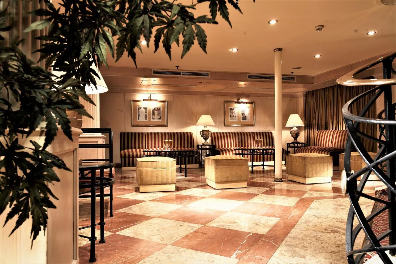 8 Tage Jaz Crown Jewel Nilkreuzfahrt von Luxor nach Assuan