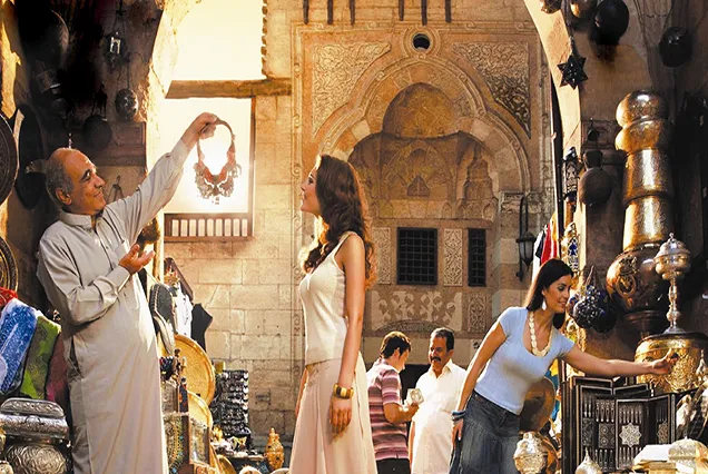 Pyramiden, Ägyptisches Museum & Khan el-Khalili – private Kairo-Tour