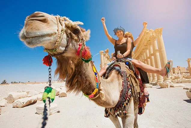 Privater Kamelritt am Westufer von Luxor
