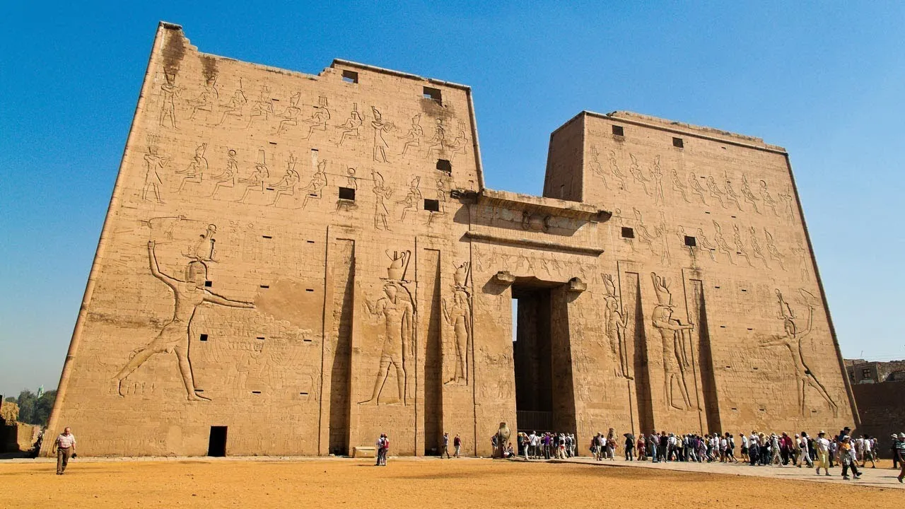 4 Tage MS Semiramis II Nilkreuzfahrt – Assuan nach Luxor