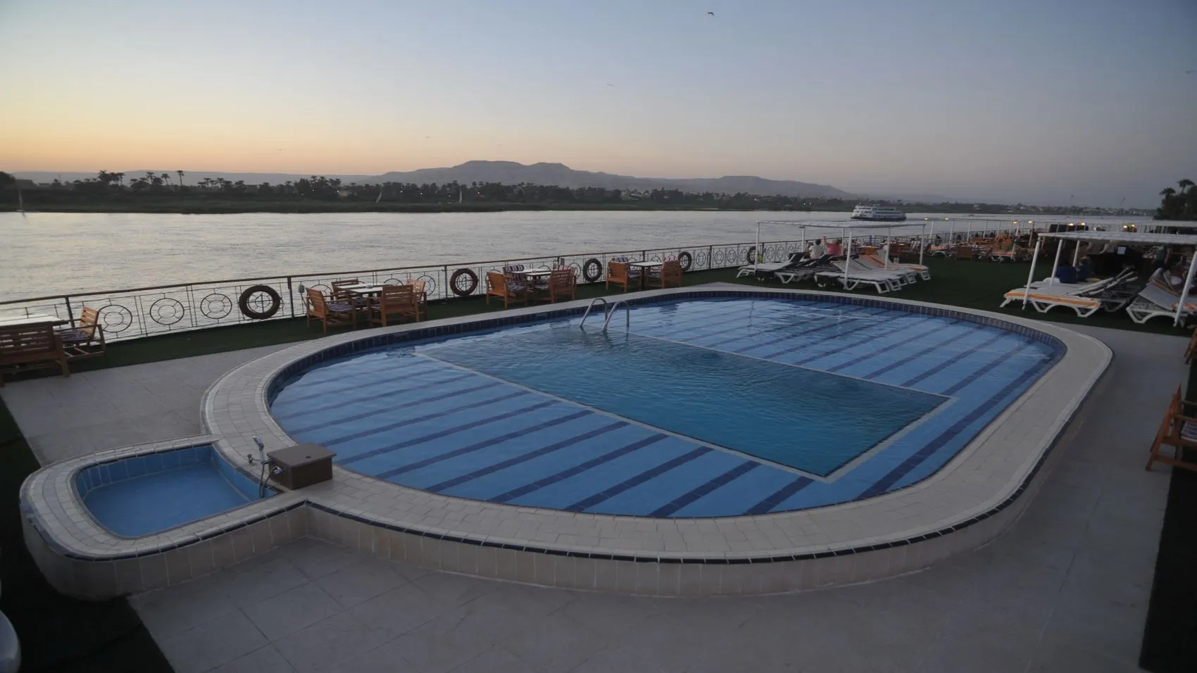 5 Tage Royal Esadora Nilkreuzfahrt von Luxor nach Assuan