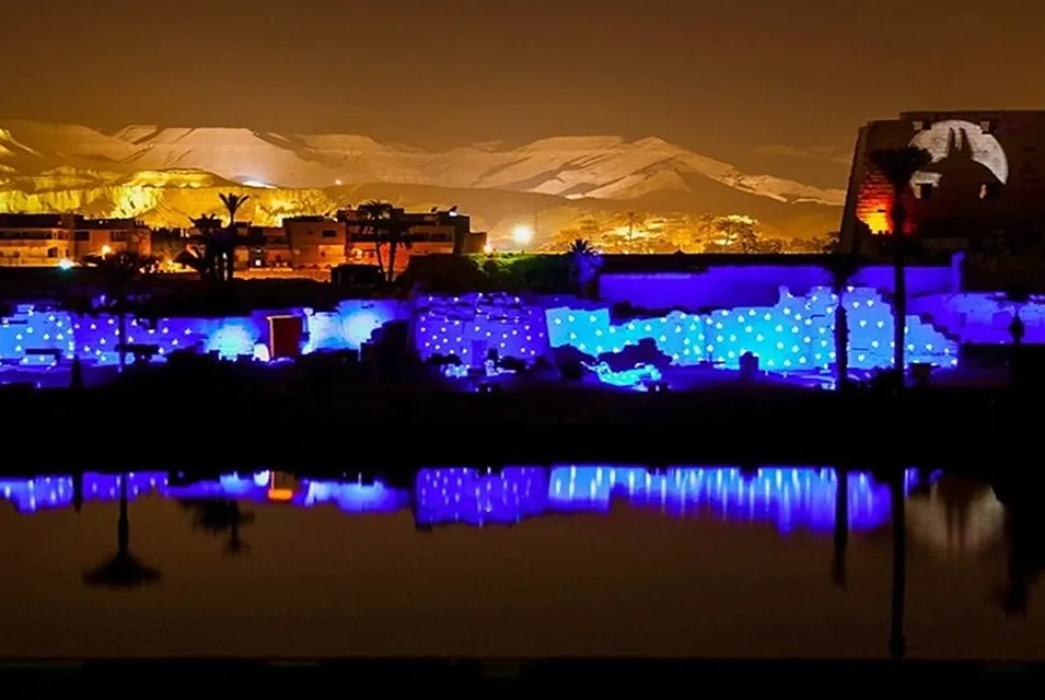 Ton-und-Licht-Show im Karnak-Tempel in Luxor