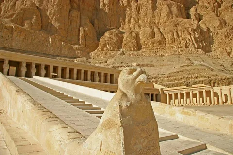 Tuya Nile Cruise – 4 Tage Nilkreuzfahrt Assuan–Luxor